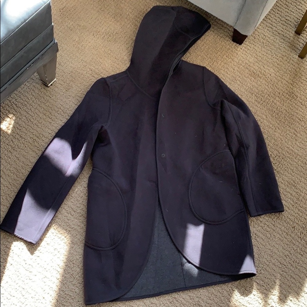 Reversible Lululemon jacket